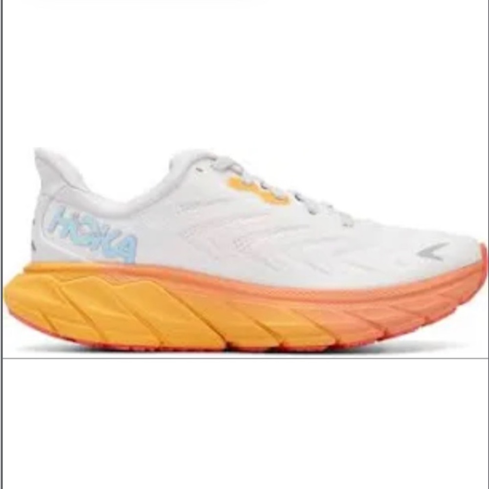 HOKA Arahi 6 Road-Running Shoes - Women's